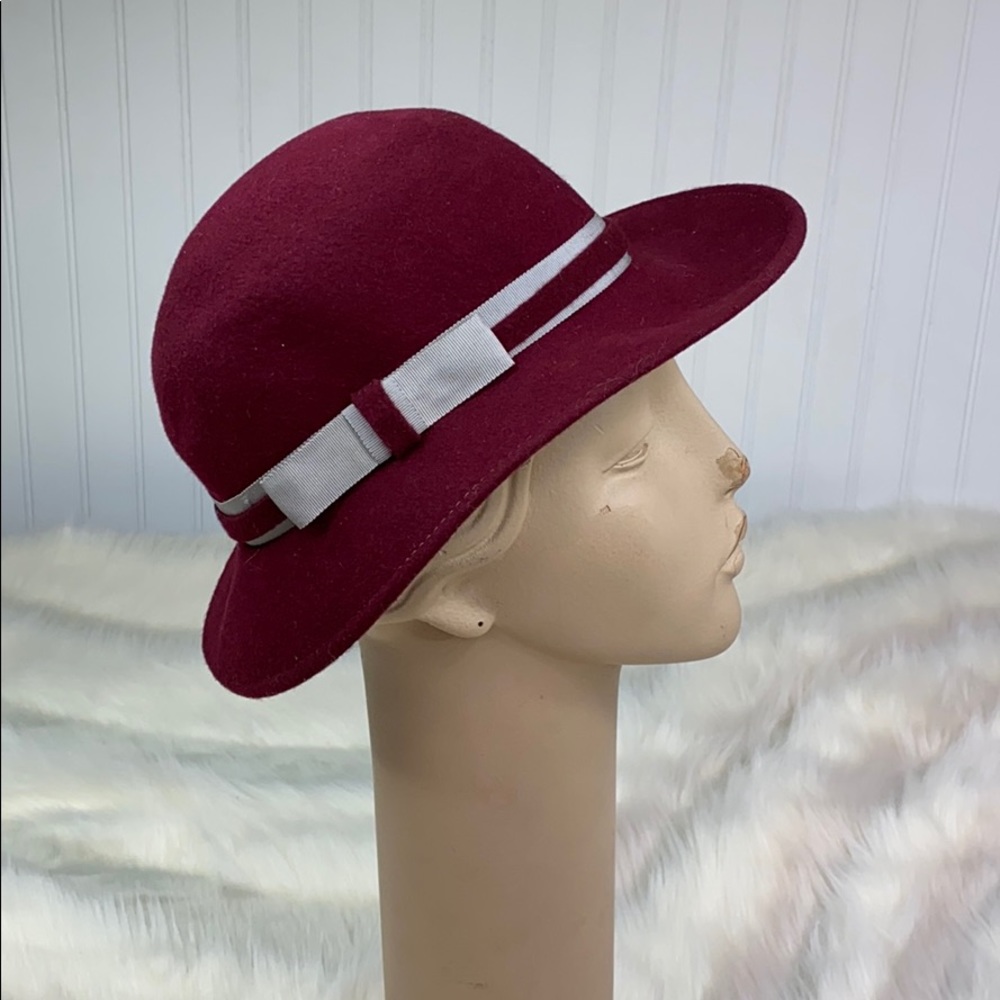 VINTAGE: Wool Bowler Hat